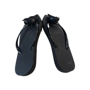Black Rosette Top Flip Flop In Size 6 Shade And Shore New Without Tag